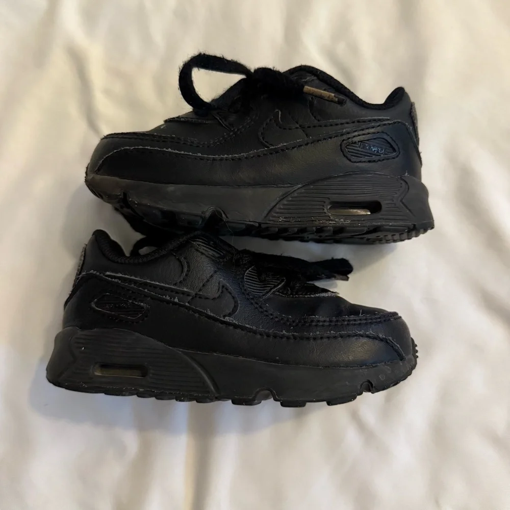 EUC Nike Air Max 90 LTR